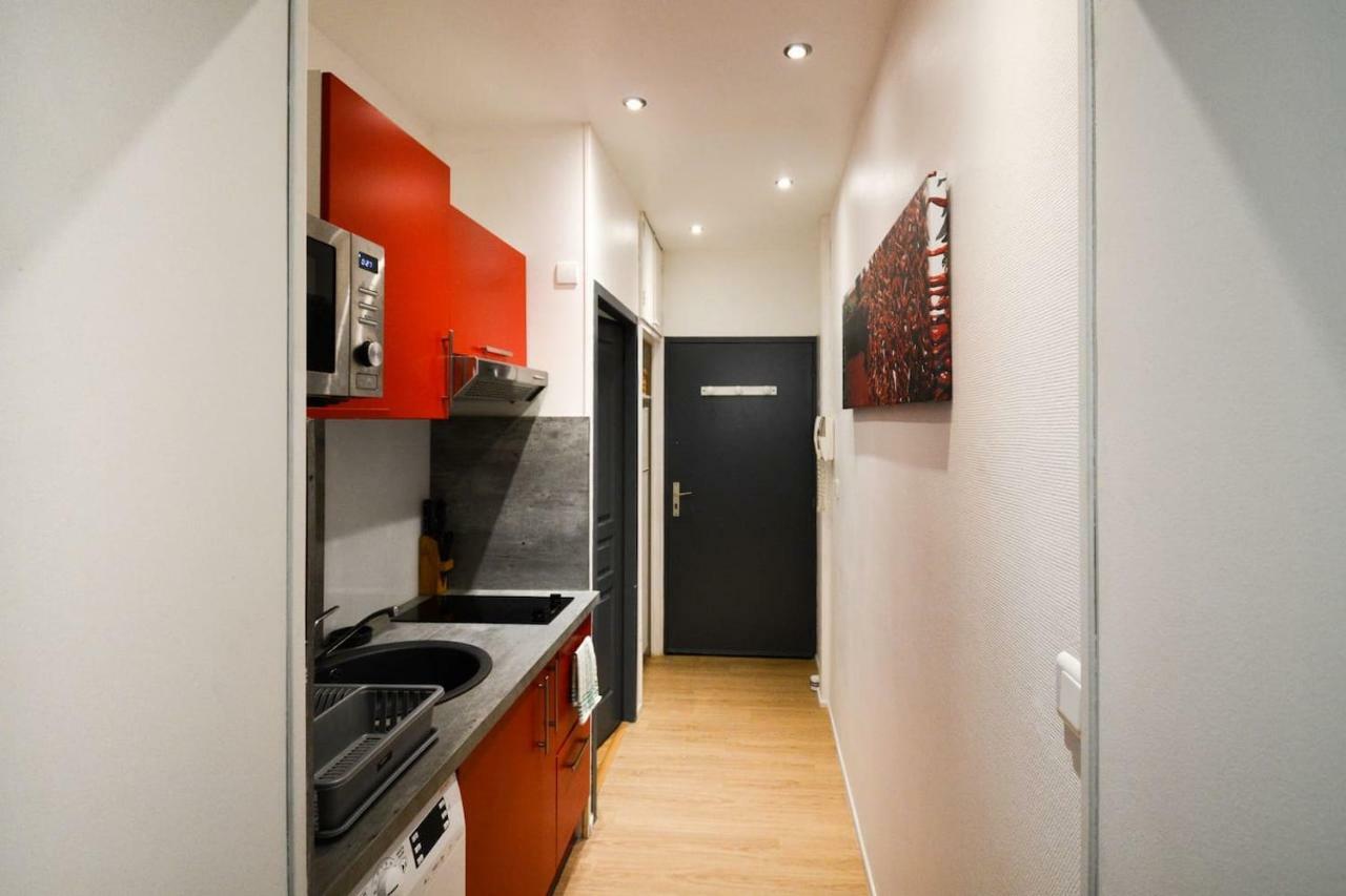Petit Appartement Douillet Tres Bien Situe ビアリッツ エクステリア 写真